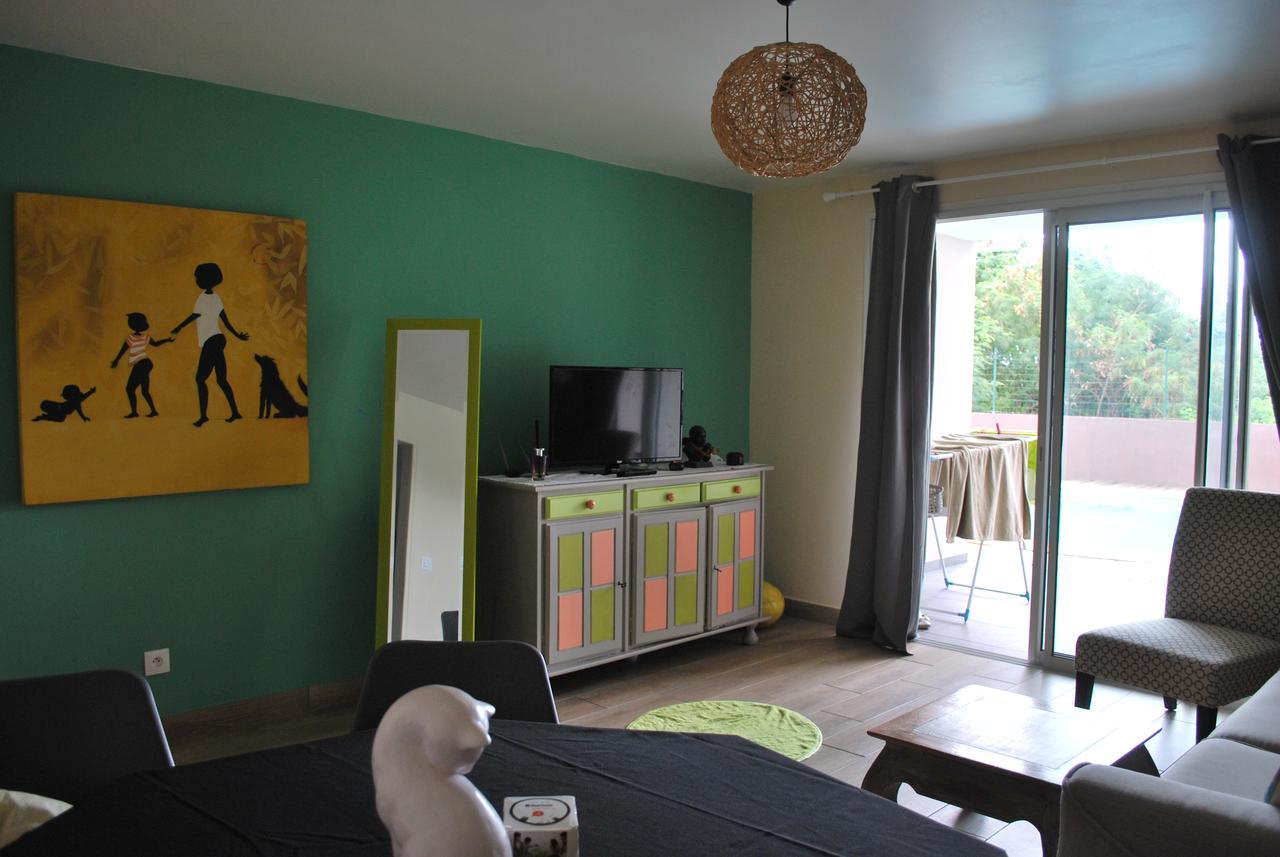 Ti Piment Apartment Ла Посесион Екстериор снимка